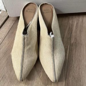 Huma blanco size 37 Calfskin mules (fur)